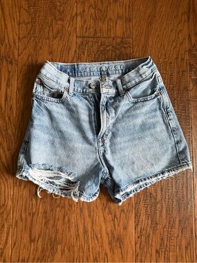 American Eagle Outfitters Highest Rise 90s Boyfriend Short